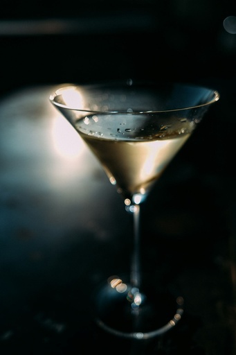 6 Martini Glasses Hire - Dirty Return